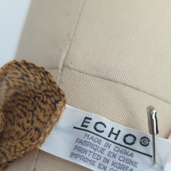 01512 Echo Shoes Animal Print Silk Square Scarf Tan cowgirl western rustic boho - Picture 4 of 7